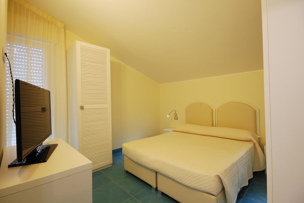 Residence Abruzzo Resort Tortoreto Zimmer foto
